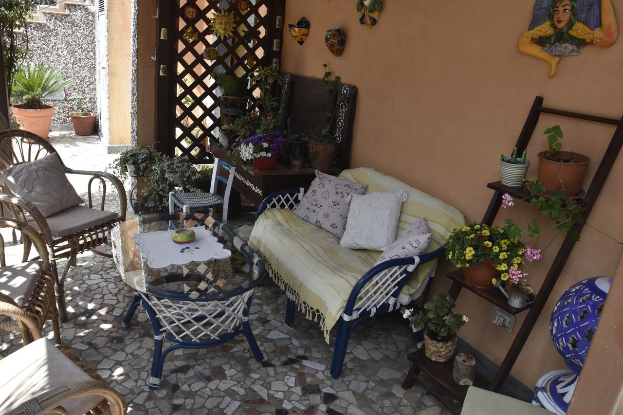 B&B Villa Liliya Fiumefreddo di Sicilia Εξωτερικό φωτογραφία